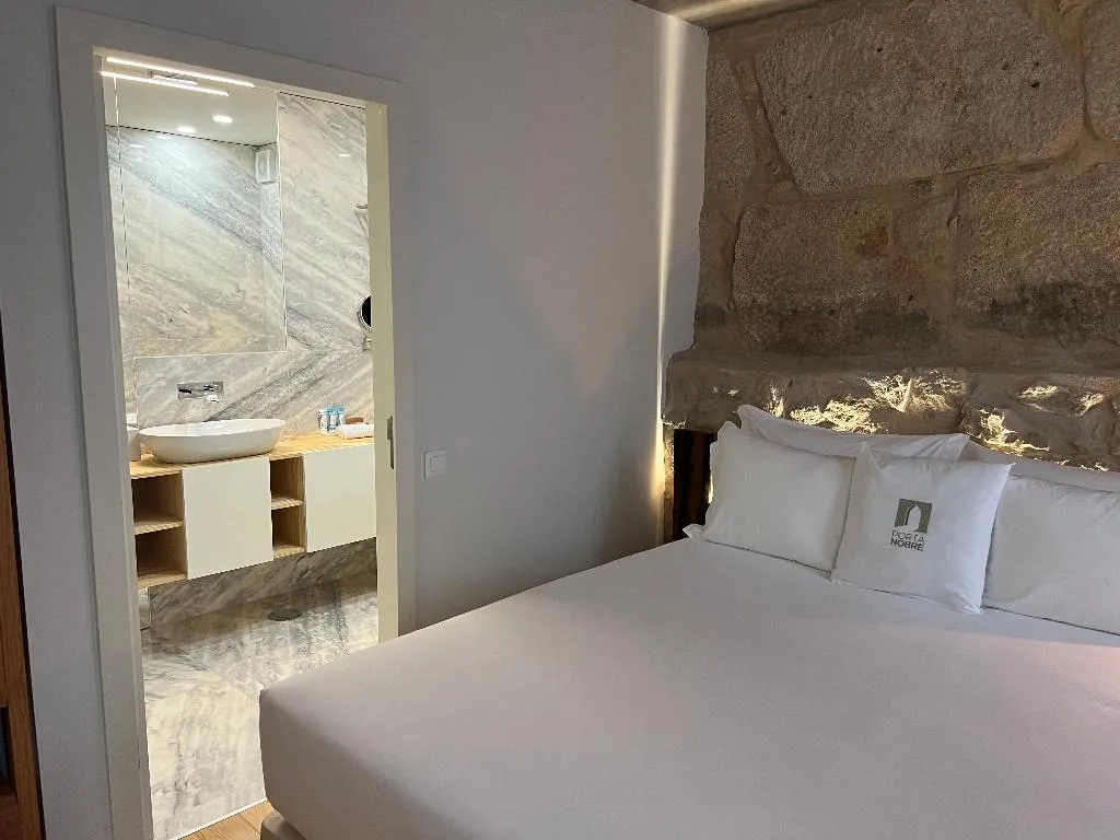 STUDIO ONE BED Room, Porta Nobre Boutique Hotel by Aspasios, Porto