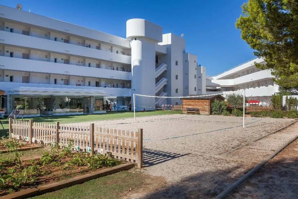 Sports and Entertainment, FERGUS Style Cala Blanca Suites, Majorca