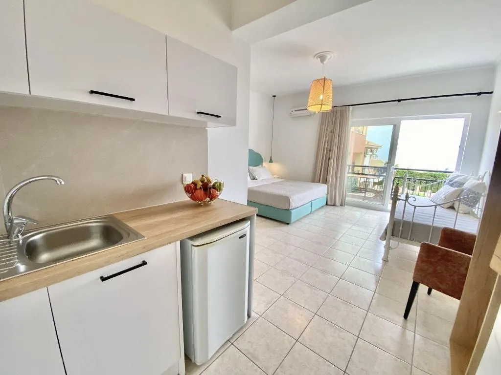 Room, Lithies Studios & Apartments, Zante