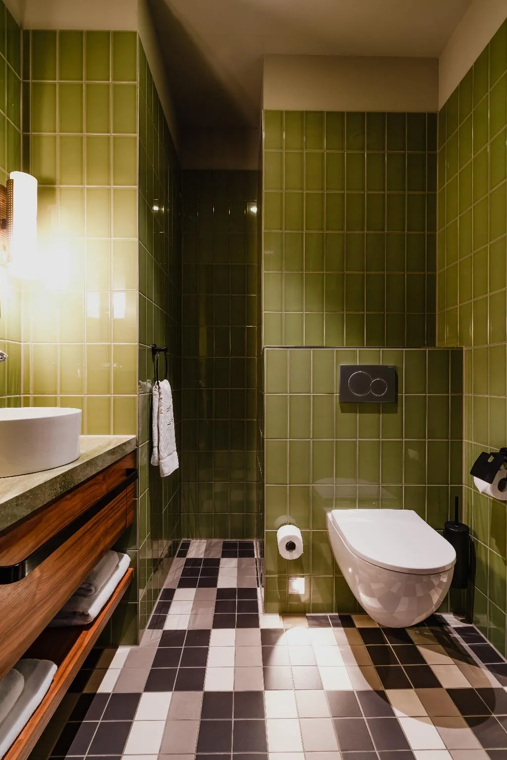 DOUBLE EXECUTIVE CANAL VIEW Room, Hotel MAI Amsterdam, Amsterdam