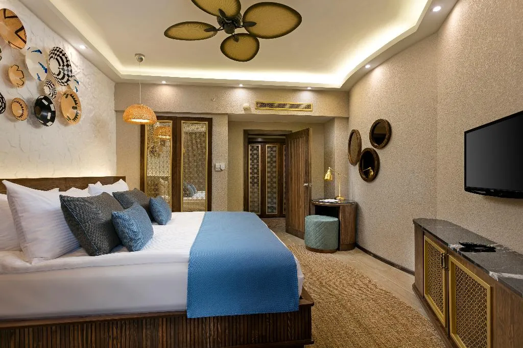 SUITE WITH TERRACE Room, Rixos Sungate Land of Legend Theme Park FreeAcces, Antalya