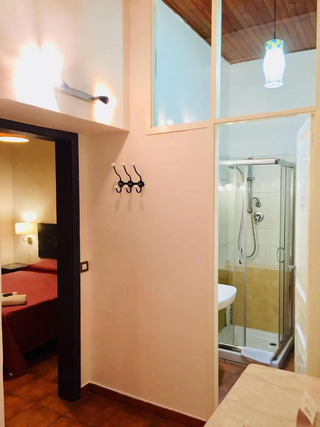 Room, Scilla e Cariddi Bed&Breakfast, Catania