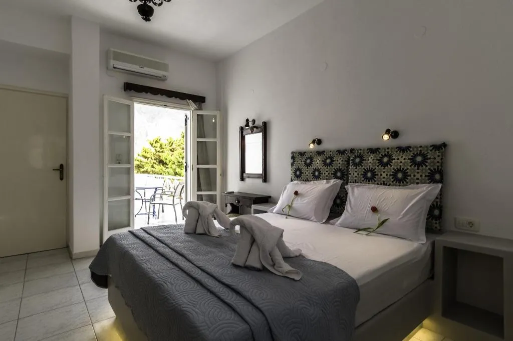 Room, Villa Kalamia Dolphins, Santorini