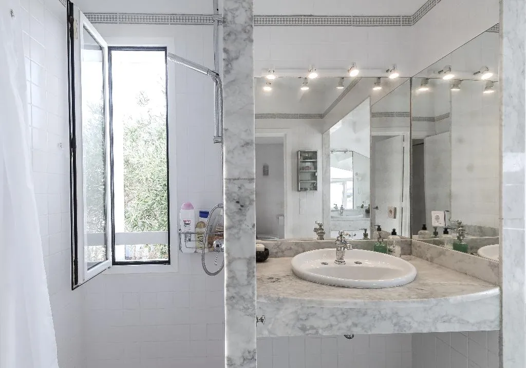 DOUBLE WITH SHARED BATHROOM Room, Starbal, Menorca