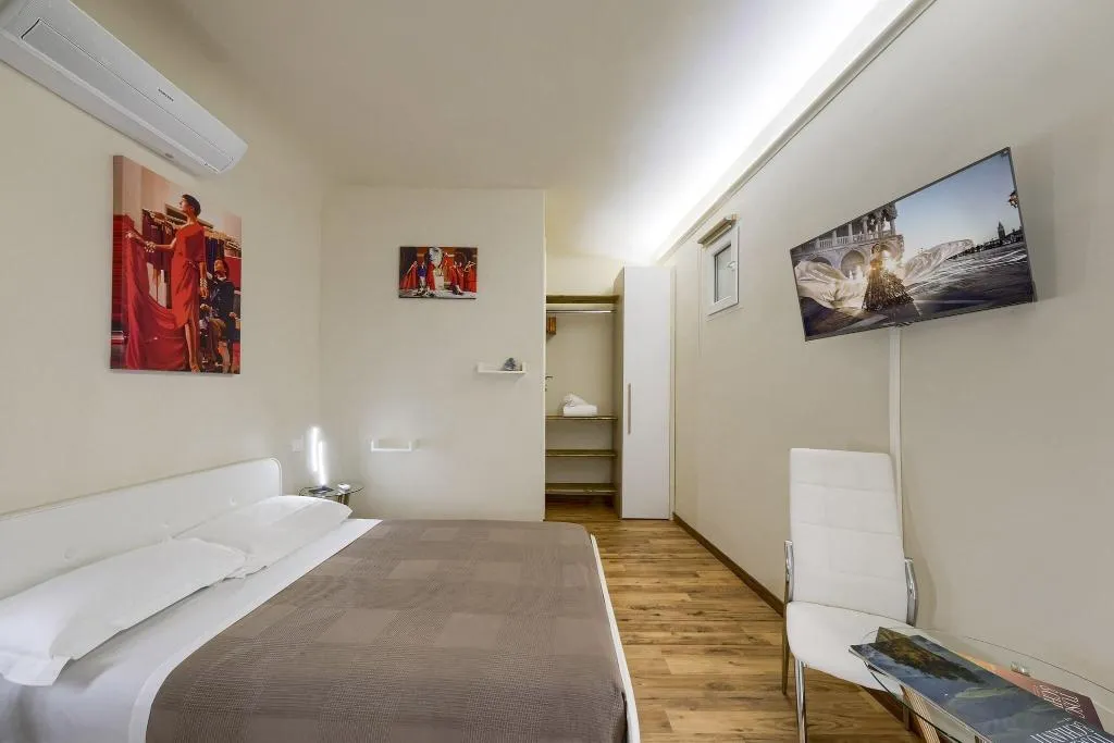 DOUBLE EXECUTIVE Room, Home Boutique Santa Maria Novella, Florence
