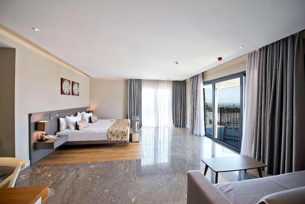 SUITE TWO KING BEDS Room, Ramada Resort by Wyndham Bodrum, Bodrum