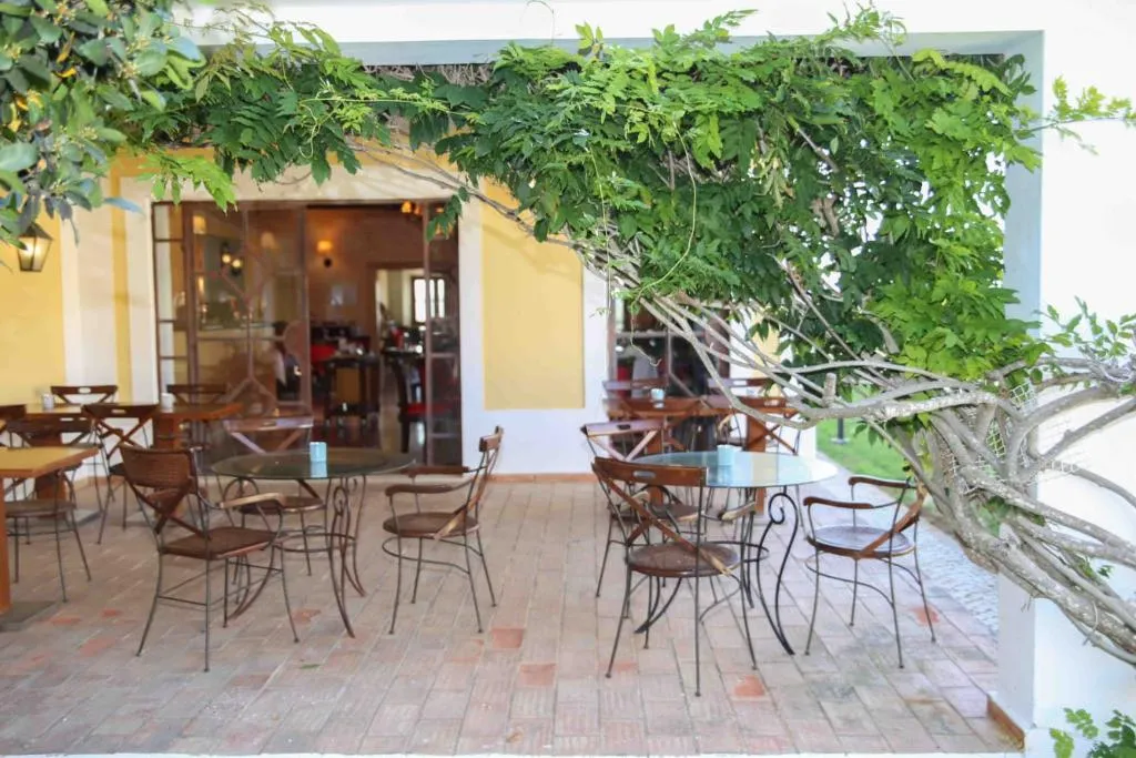 Restaurant, Porto Dona Maria, Algarve