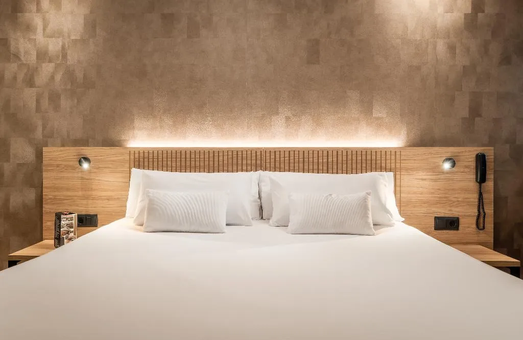 Double or Twin SUPERIOR WITH VIEWS Room, Petit Palace Eixample, Barcelona