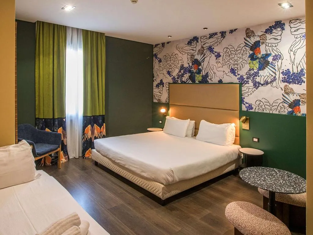 Room, Mercure Roma Centro St. John, Naples