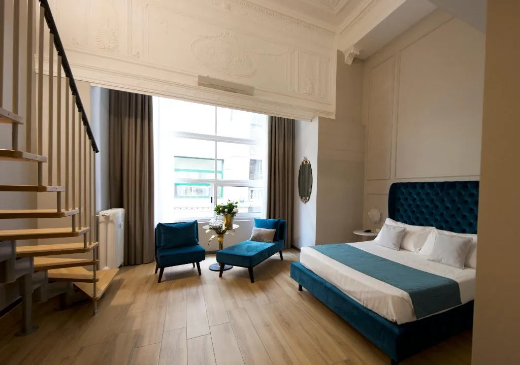 JUNIOR SUITE WITH VIEWS Room, Intomilan Aparthotel Galleria Duomo, Milan