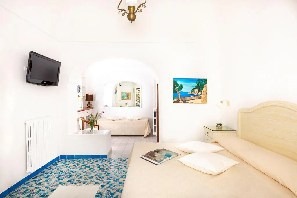DOUBLE ANNEX Room, Pensione Casa Guadagno, Naples