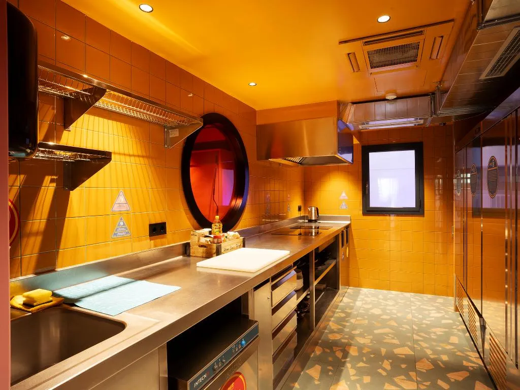 Restaurant, Amistat City Hostel, Barcelona