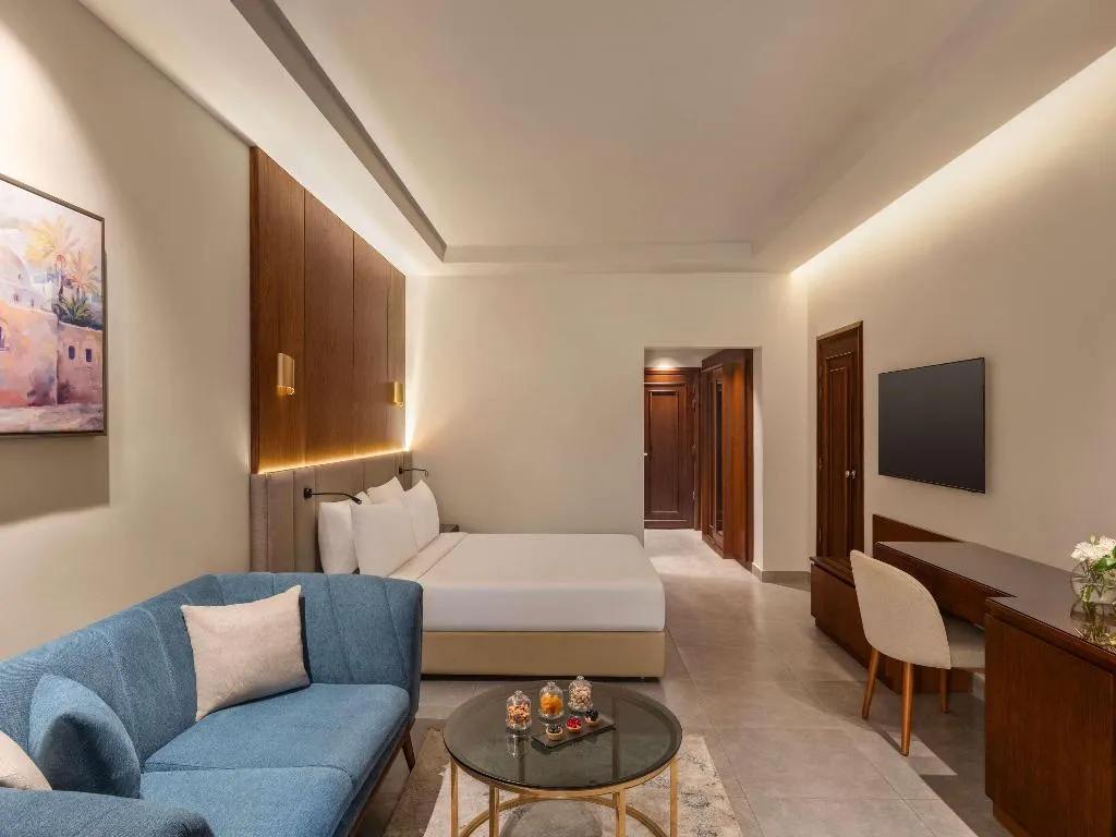 SUITE EXECUTIVE Room, Movenpick Cairo Media City, Cairo