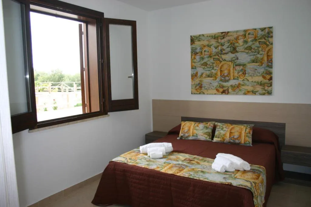 DOUBLE DELUXE GARDEN VIEW Room, Oasi Guzzetta Hotel e Case Vacanze, Palermo