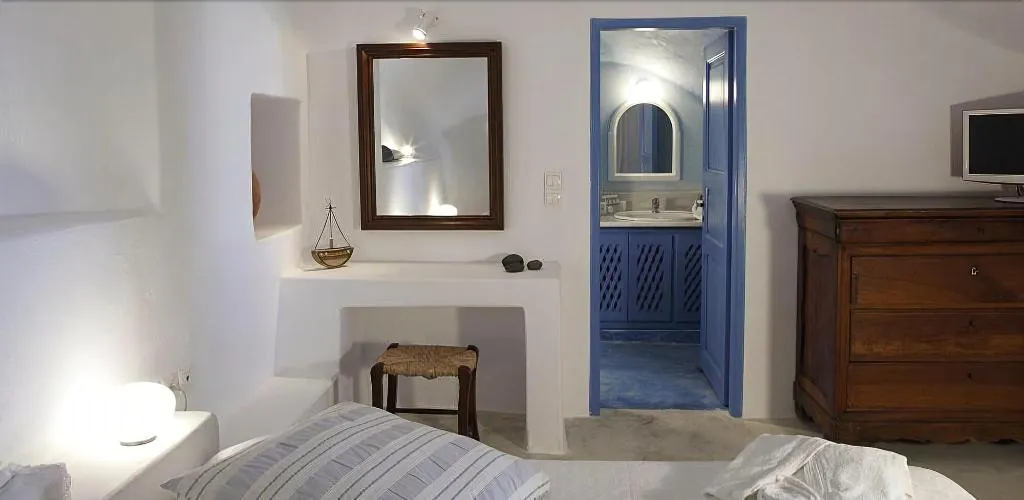 Room, Aghios Artemios Traditional Houses, Santorini
