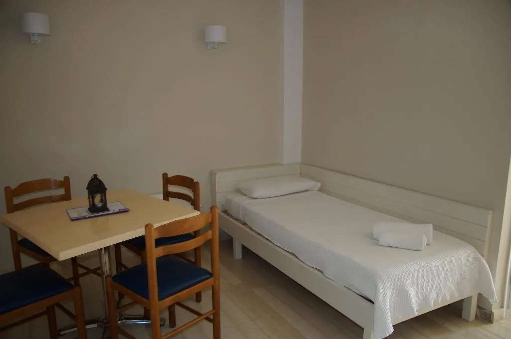 APARTMENT GARDEN VIEW ONE BEDROOM Room, Akti Anastasia, Corfu