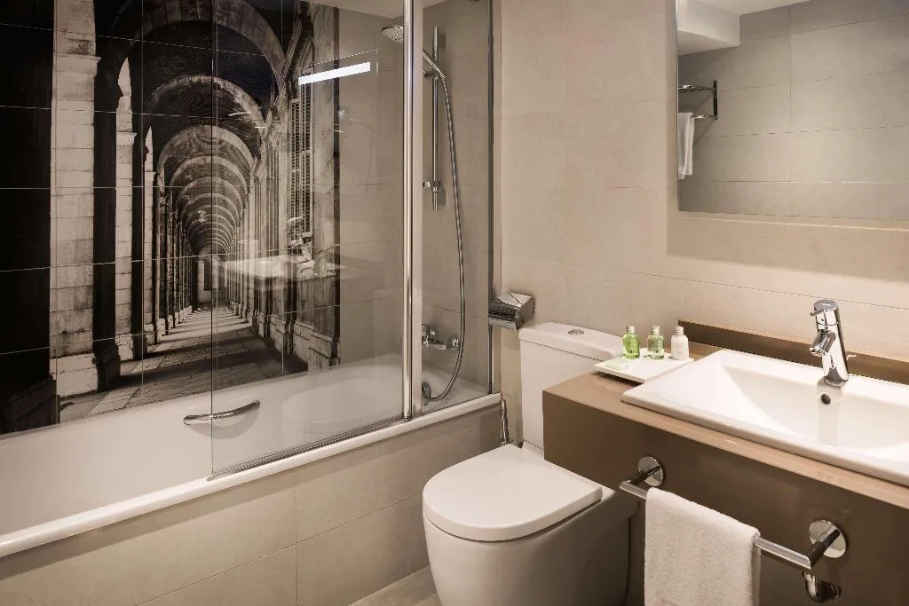 Room, NH Madrid Zurbano, Madrid