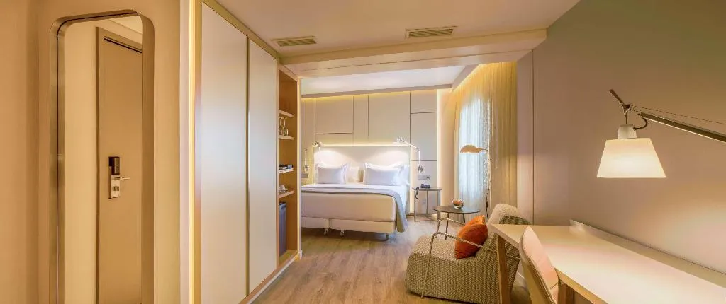 DOUBLE SUPERIOR Room, NH Collection Lisboa Liberdade, Lisbon