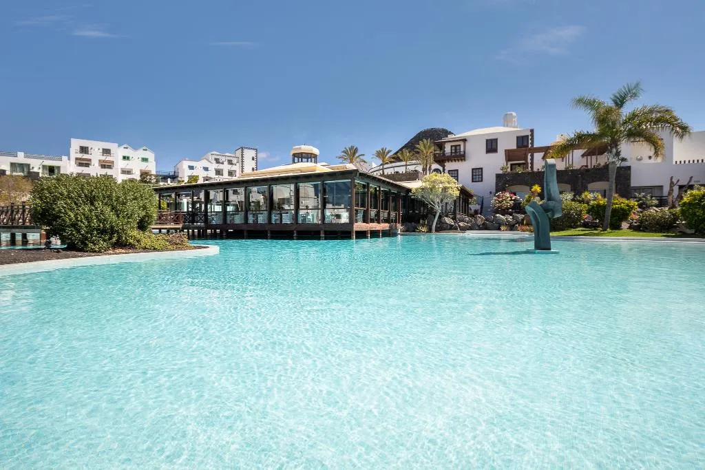 Pool, Hotel LIVVO Volcan Lanzarote, Lanzarote
