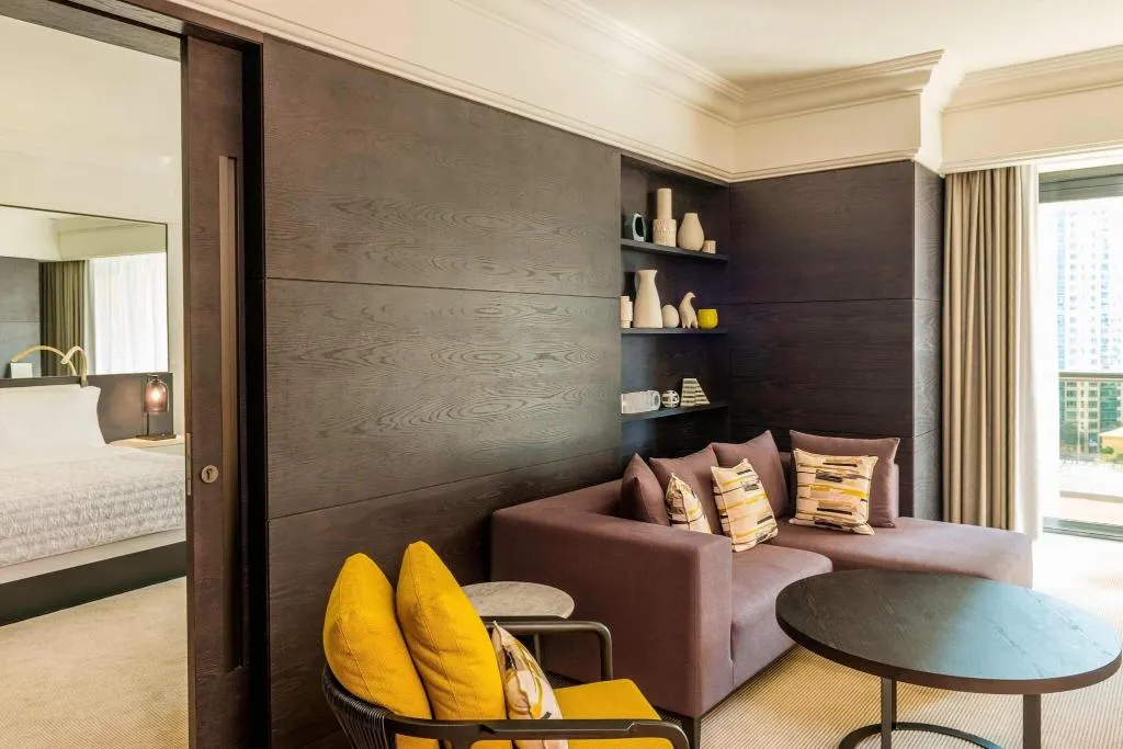JUNIOR SUITE SMOKING WITH VIEWS Room, Le Royal Meridien Beach Resort and Spa, Dubai