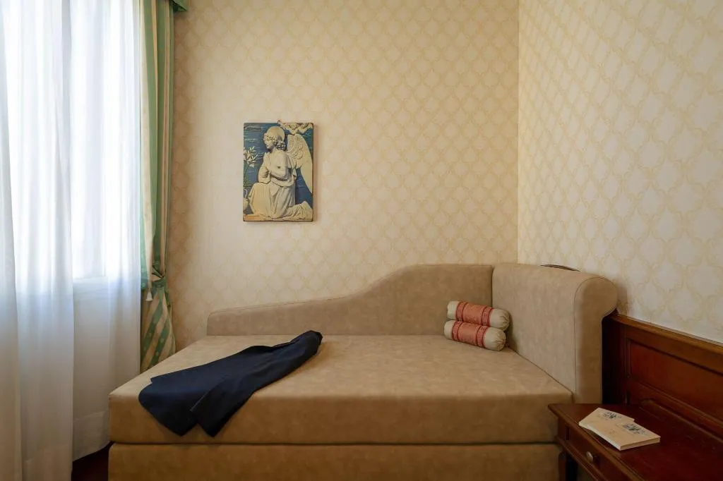 TRIPLE CLASSIC Room, Hotel Boccaccio, Florence
