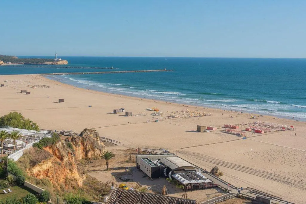 General view, Avenida Praia, Algarve