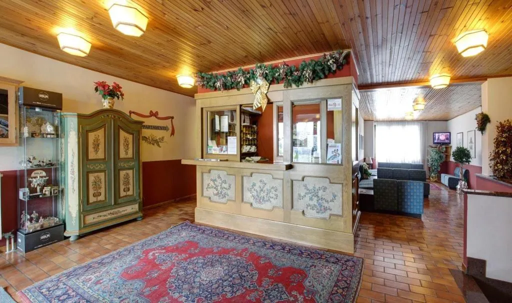 Lobby, Residence Alaska, Venice