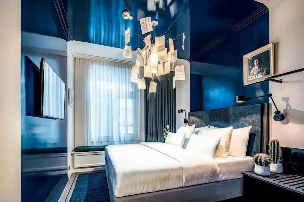 Room, The Highlander, Amsterdam