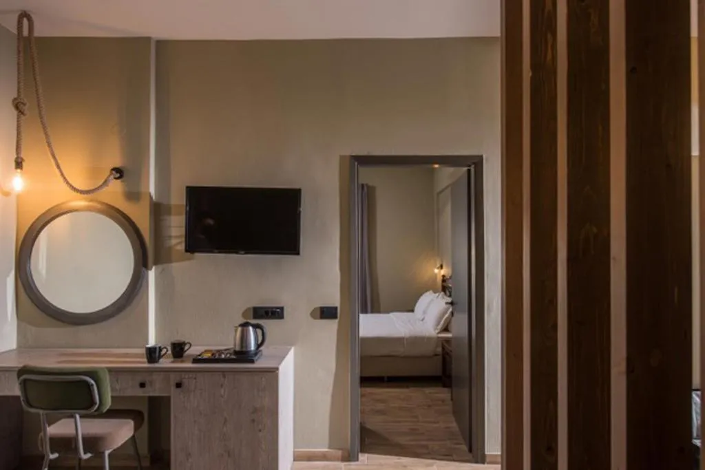 FAMILY ROOM STANDARD Room, Petousis Hotel & Suites, Crete