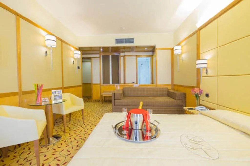 JUNIOR SUITE STANDARD Room, Hotel Teco, Milan