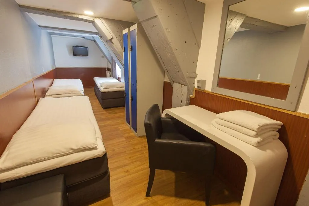TRIPLE STANDARD Room, Travel, Amsterdam