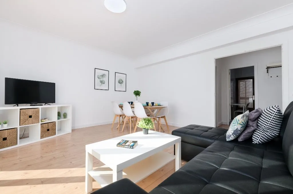 APARTMENT CAPACITY 6 THREE BEDROOM Room, Port Apartments, Majorca