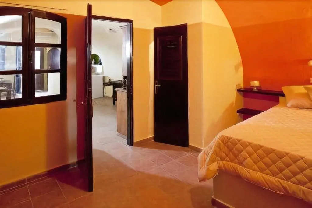 Room, Lava Suites & Lounge, Santorini