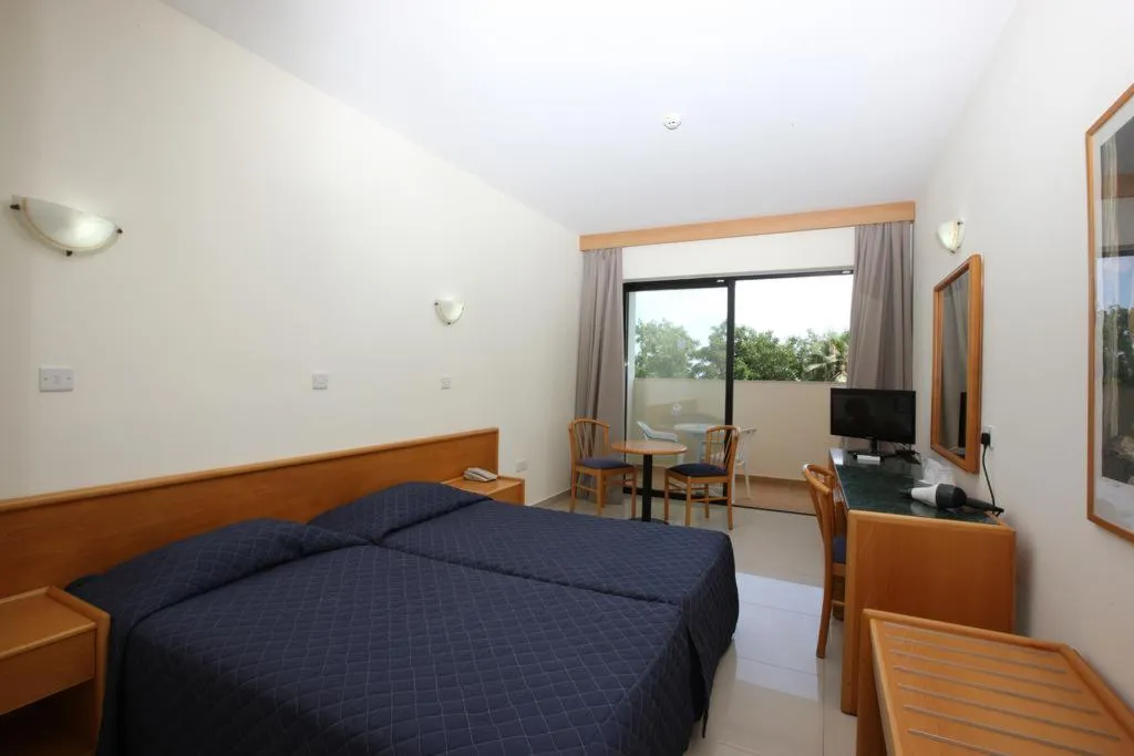Room, Veronica, Cyprus