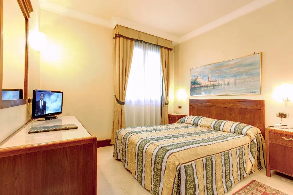 DOUBLE ECONOMY Room, Hotel Panorama, Venice