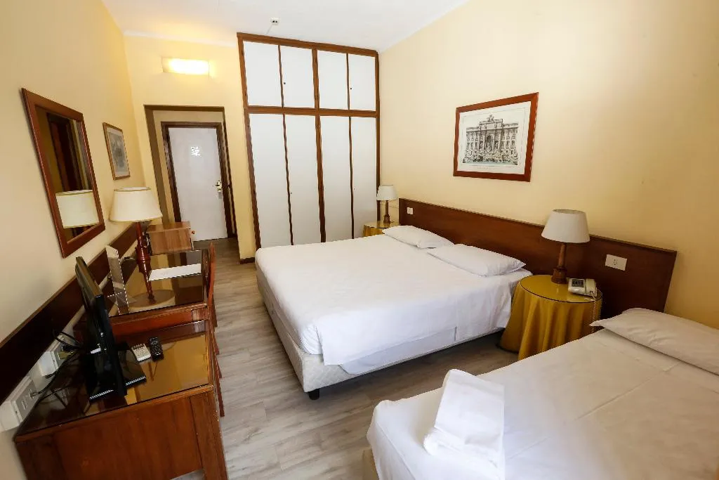 TRIPLE STANDARD Room, Hotel Giardino d'Europa, Rome