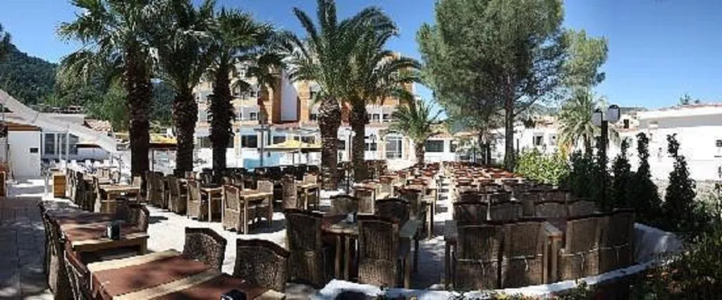 Bar, Munamar Park, Dalaman