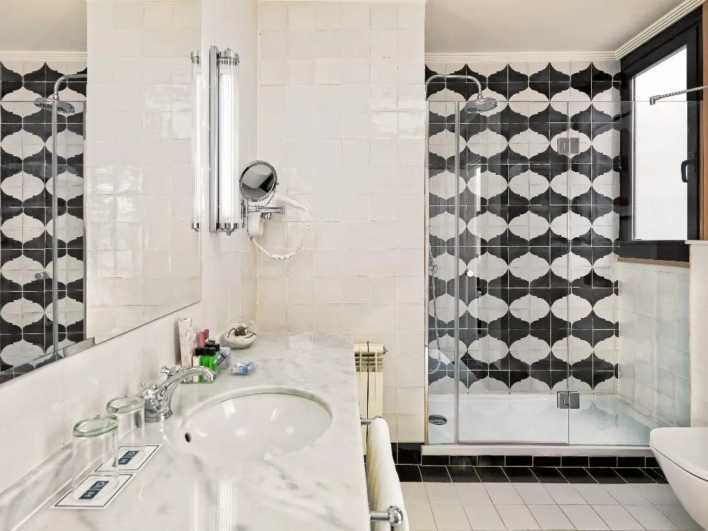 TWIN STANDARD Room, H10 Villa de la Reina, Madrid