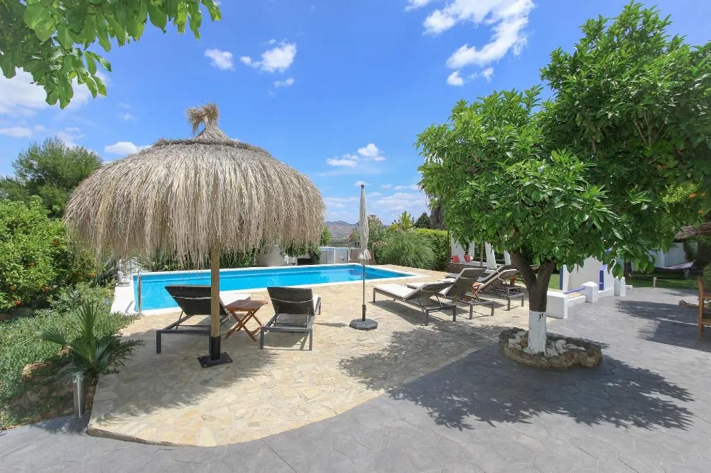 Sports and Entertainment, Casa De Orange, Costa Del Sol