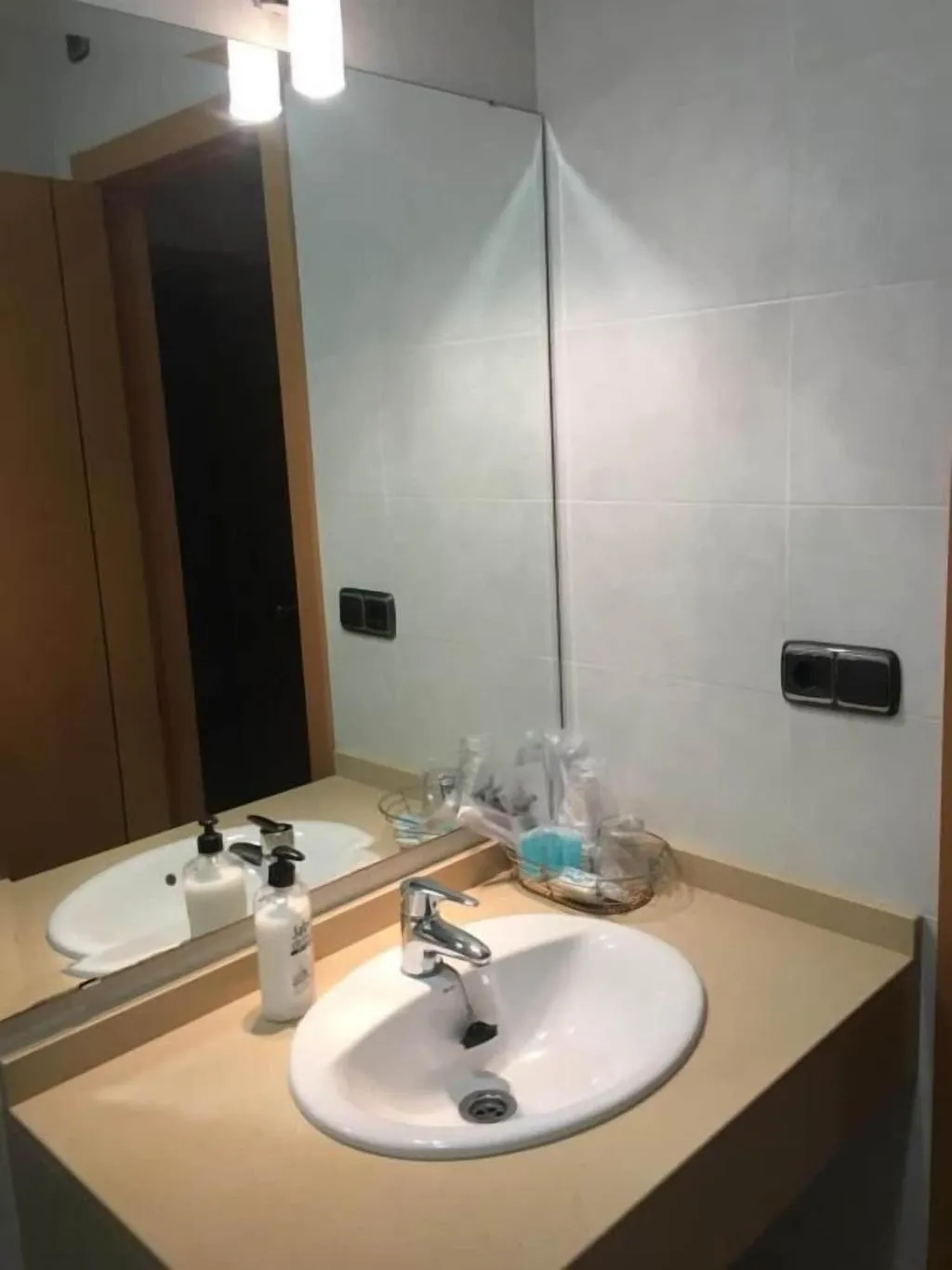 Room, Hotel Albanta, Seville