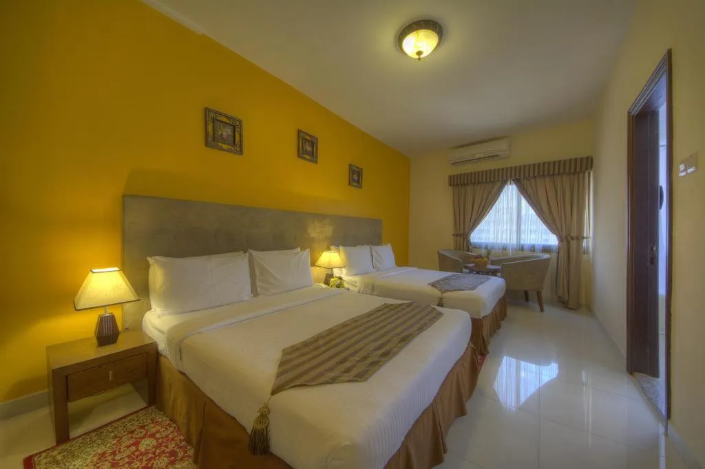 TRIPLE STANDARD Room, Hyde Park, Dubai