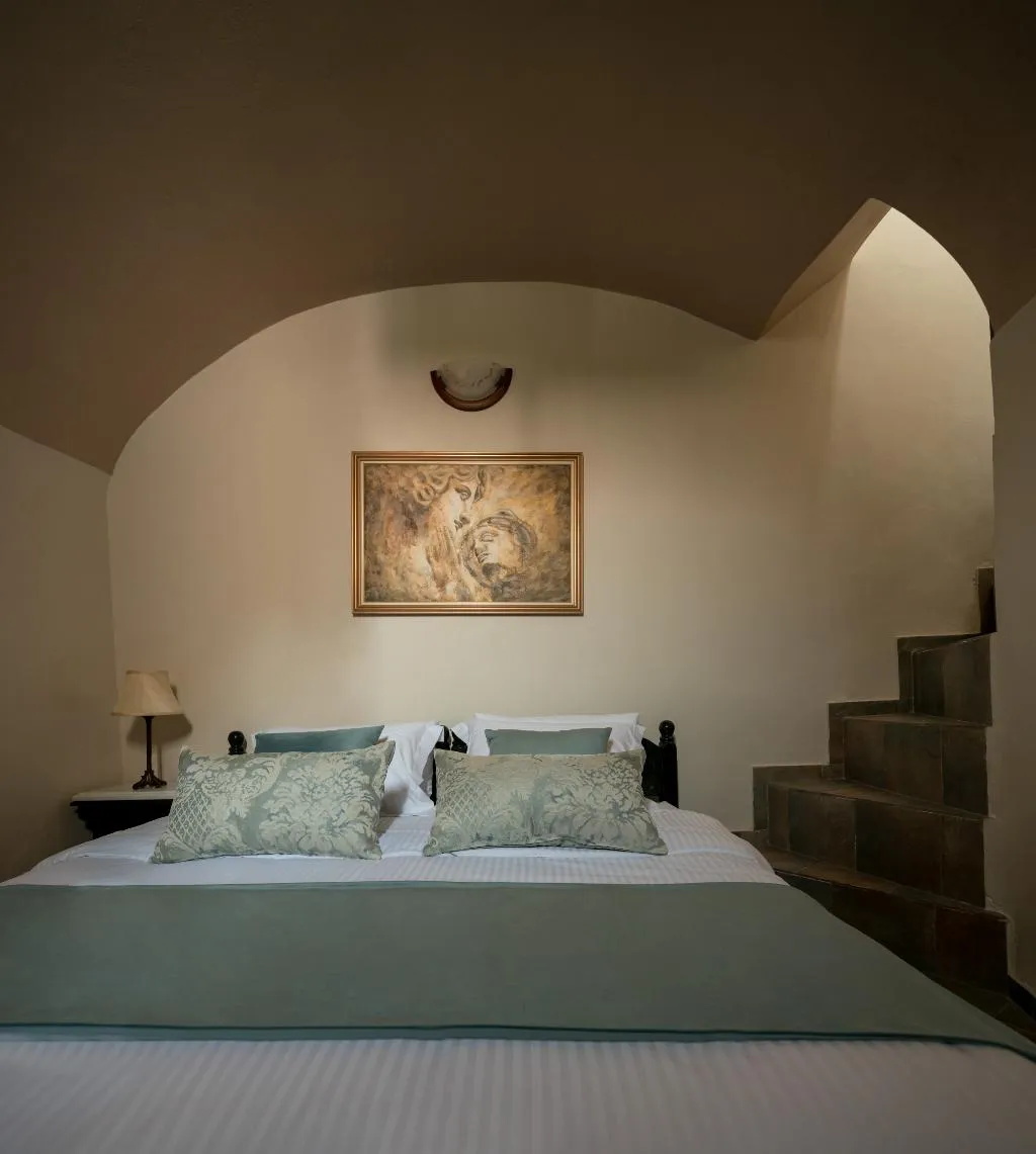 APARTMENT WITH JACUZZI Room, For All Seasons Mansion, Santorini