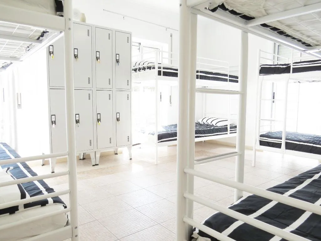 Room, The 17 Hostel, Algarve