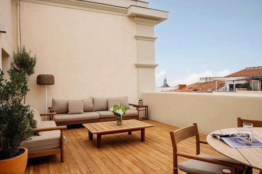 JUNIOR SUITE WITH TERRACE Room, Casa de las Artes, member of Melia Collection, Madrid