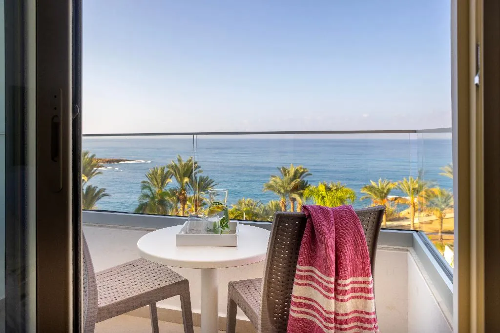 SINGLE SEA VIEW Room, Queens Bay, Cyprus