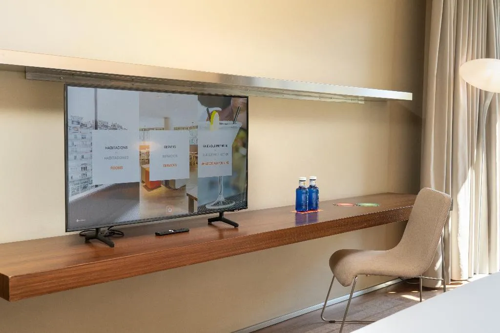 DOUBLE SUPERIOR Room, B-Hotel, Barcelona