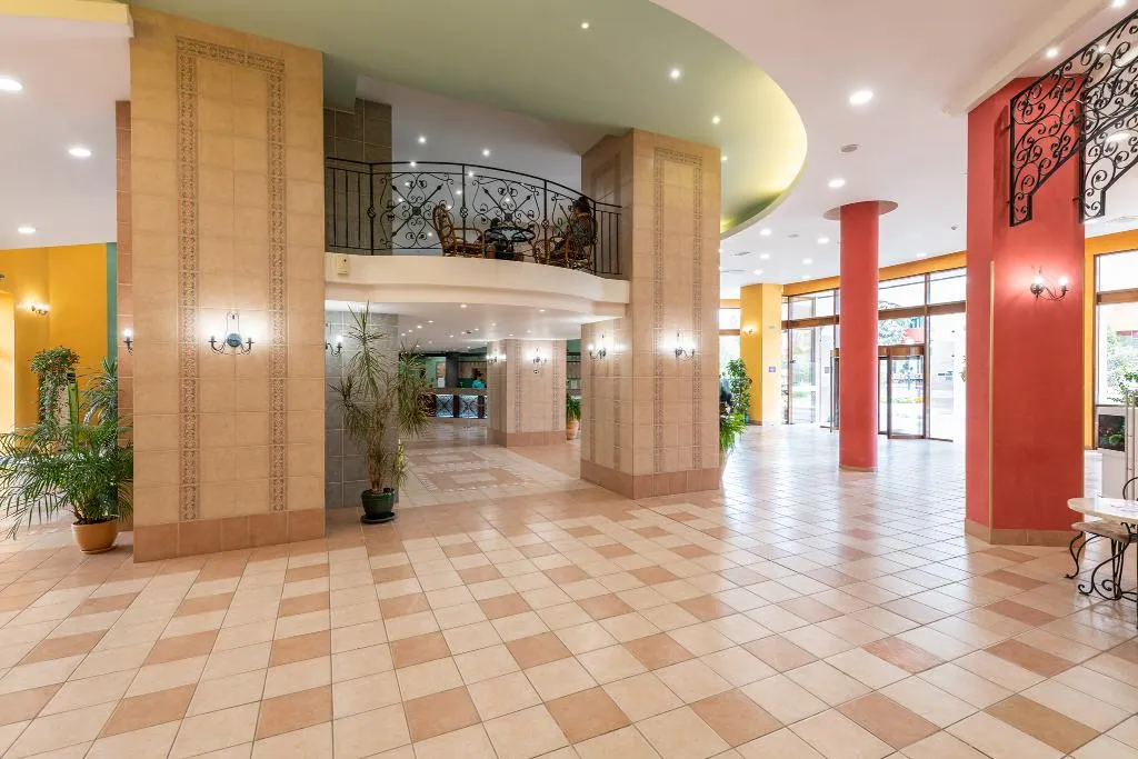 Lobby, Hrizantema, Bourgas