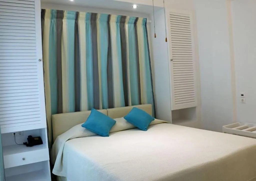 Room, Spiros & Hiroko Hotel - Adults Only, Santorini