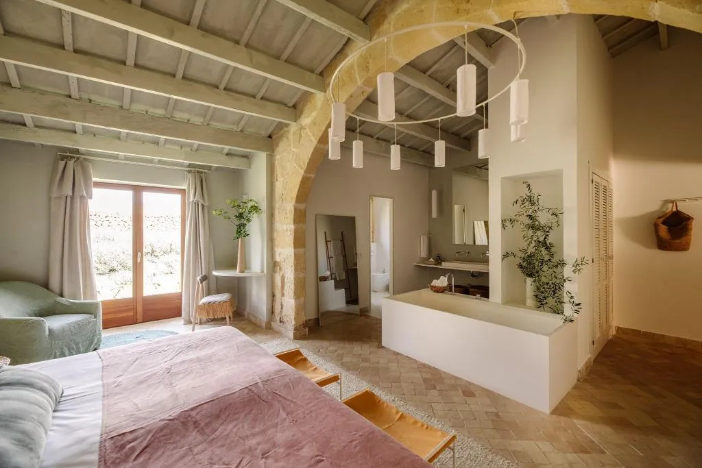 Room, Antic Menorca, Menorca