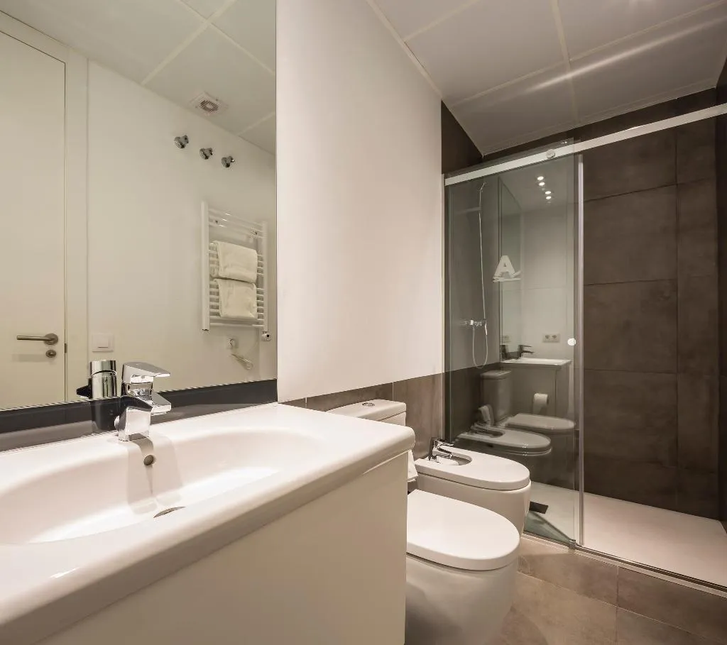 General view, Mon Suites San Martín, Valencia